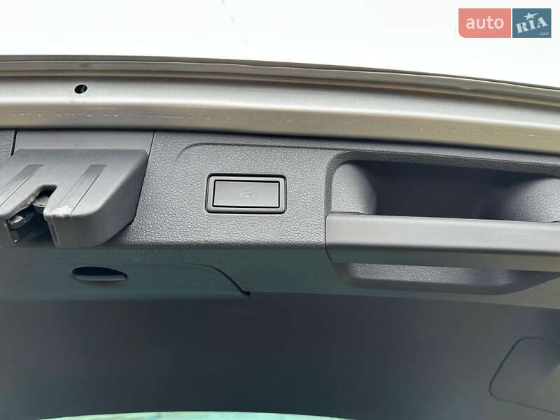 Универсал Volkswagen Passat 2018 в Днепре