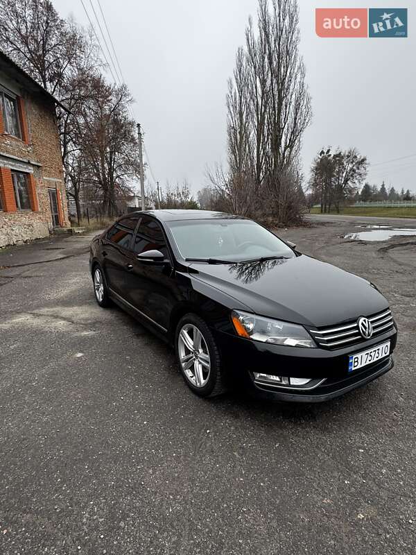 Седан Volkswagen Passat 2011 в Полтаве