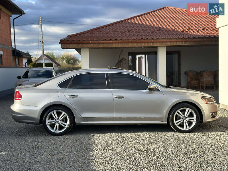 Седан Volkswagen Passat 2013 в Ужгороде