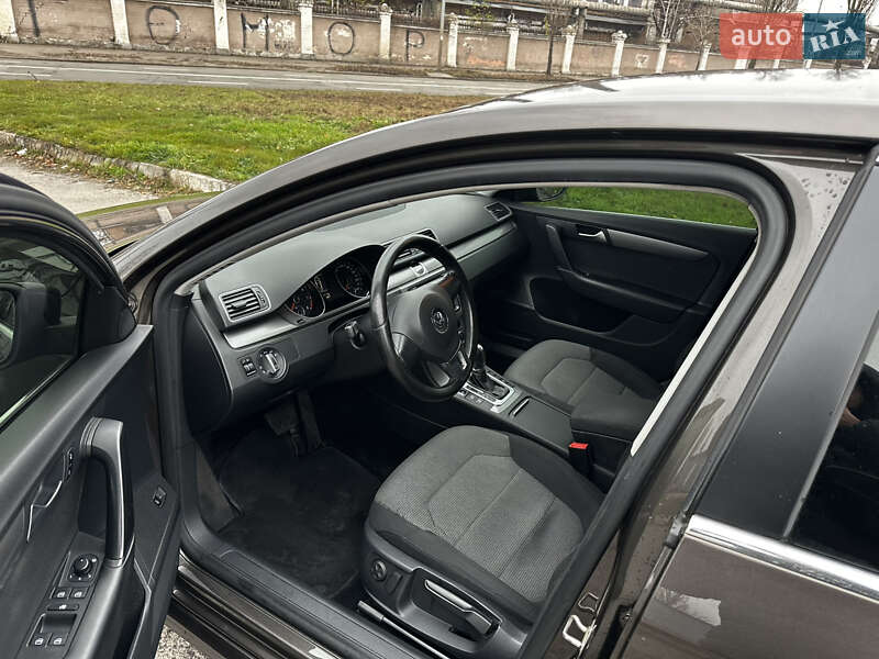 Седан Volkswagen Passat 2012 в Киеве фото 7 Седан Volkswagen Passat 2012 в Киеве