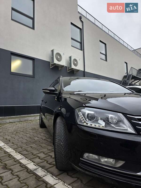 Универсал Volkswagen Passat 2011 в Хмельницком