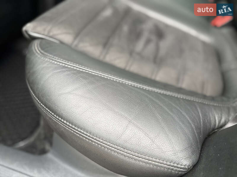 Седан Volkswagen Passat 2009 в Львове