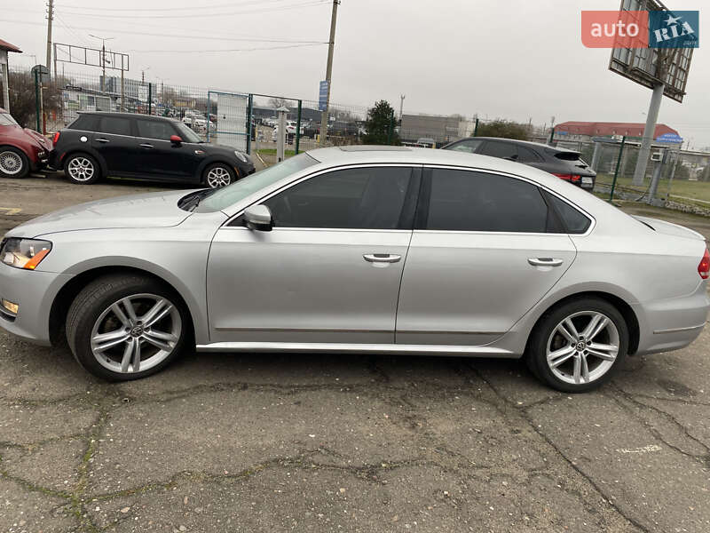 Седан Volkswagen Passat 2013 в Києві фото 3 Седан Volkswagen Passat 2013 в Києві