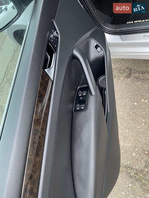 Седан Volkswagen Passat 2013 в Києві фото 10 Седан Volkswagen Passat 2013 в Києві