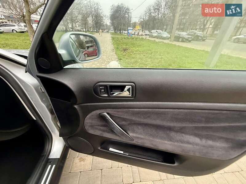 Седан Volkswagen Passat 2003 в Одессе