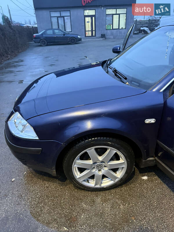 Седан Volkswagen Passat 2002 в Чернігові