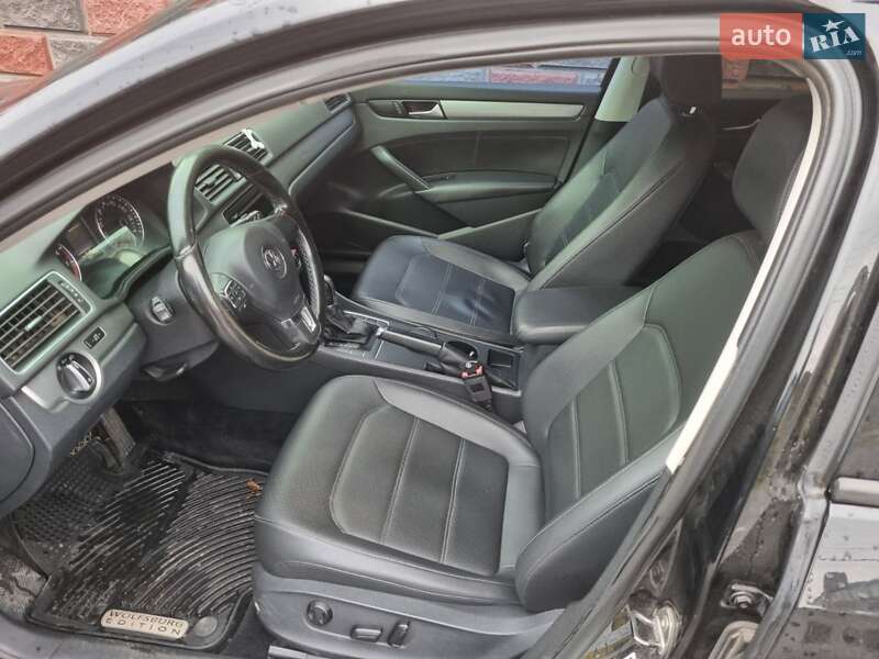 Седан Volkswagen Passat 2014 в Хмельницком