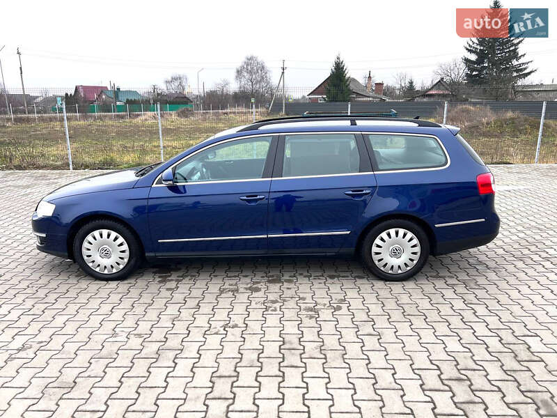 Универсал Volkswagen Passat 2010 в Нововолынске фото 5 Универсал Volkswagen Passat 2010 в Нововолынске