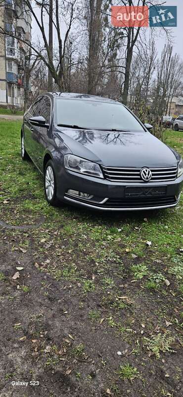Седан Volkswagen Passat 2014 в Киеве фото 2 Седан Volkswagen Passat 2014 в Киеве