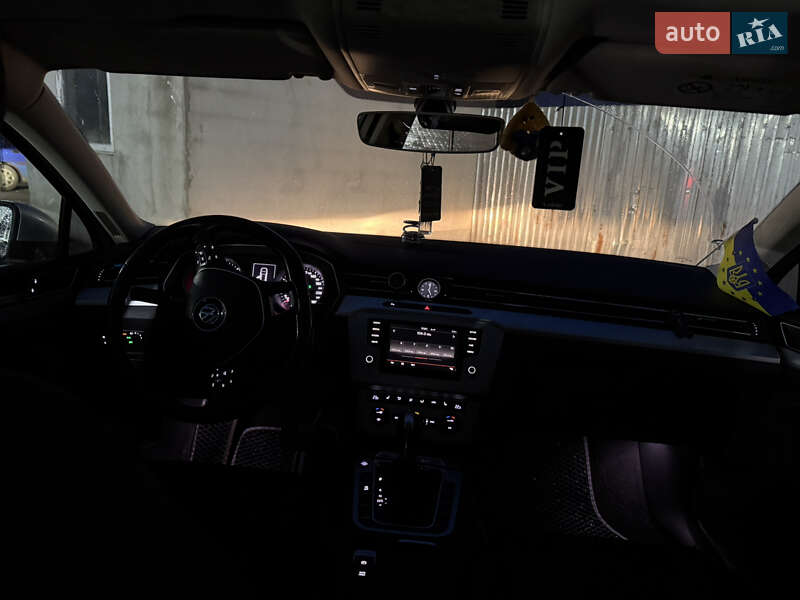Универсал Volkswagen Passat 2015 в Коломые