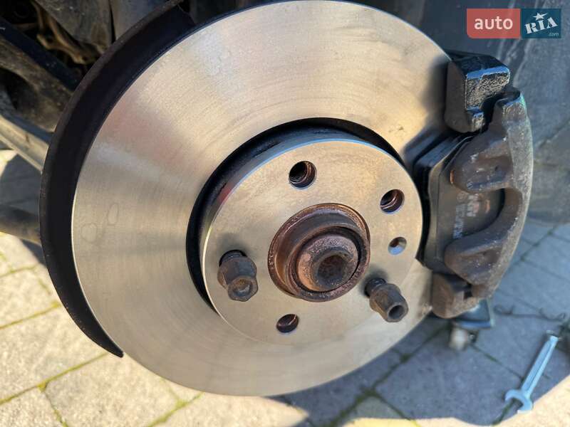 Седан Volkswagen Passat 2000 в Львове фото 2 Седан Volkswagen Passat 2000 в Львове