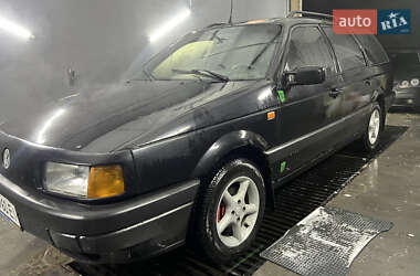 Універсал Volkswagen Passat 1989 в Кременці
