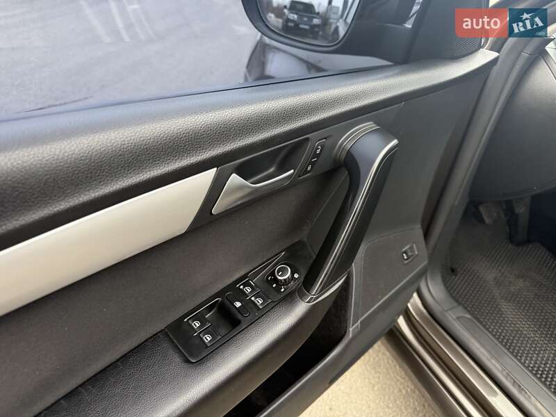 Универсал Volkswagen Passat 2012 в Ужгороде фото 18 Универсал Volkswagen Passat 2012 в Ужгороде