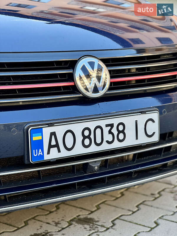 Універсал Volkswagen Passat 2015 в Ужгороді