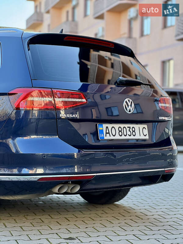 Універсал Volkswagen Passat 2015 в Ужгороді