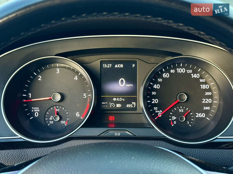 Універсал Volkswagen Passat 2015 в Ужгороді