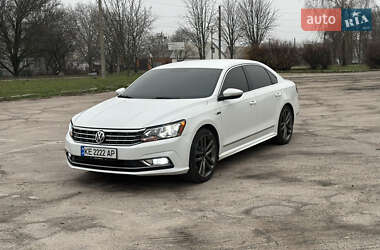 Седан Volkswagen Passat 2016 в Верхнеднепровске