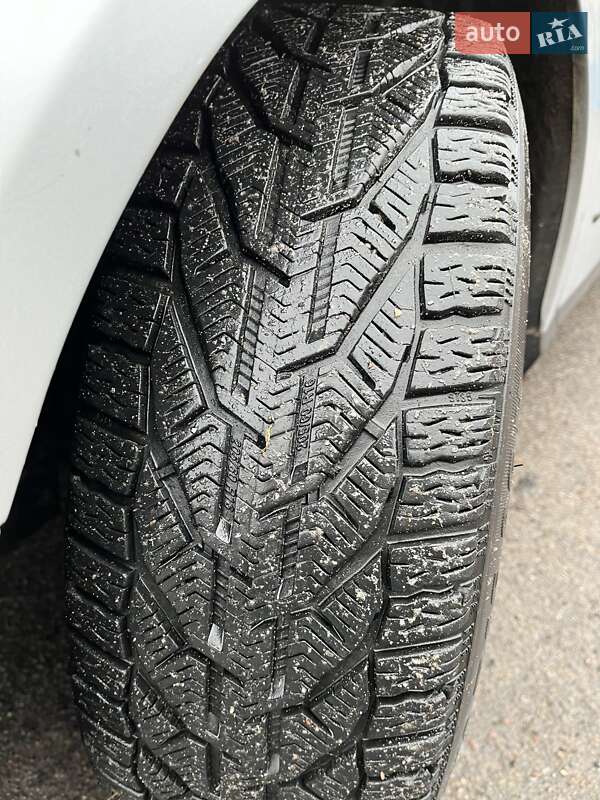 Універсал Volkswagen Passat 2007 в Турійську