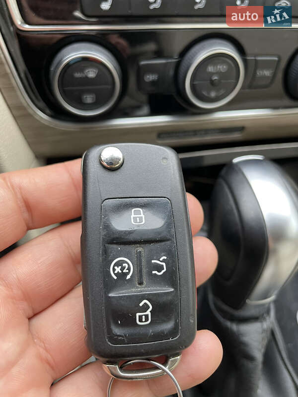 Седан Volkswagen Passat 2017 в Хмельницькому