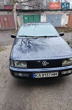 Седан Volkswagen Passat 1989 в Глевахе