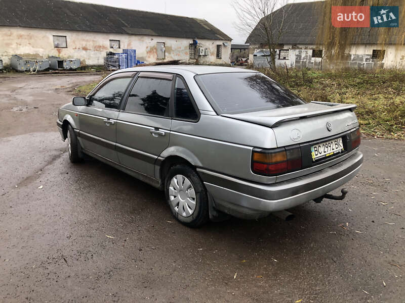 Седан Volkswagen Passat 1990 в Львові фото 7 Седан Volkswagen Passat 1990 в Львові