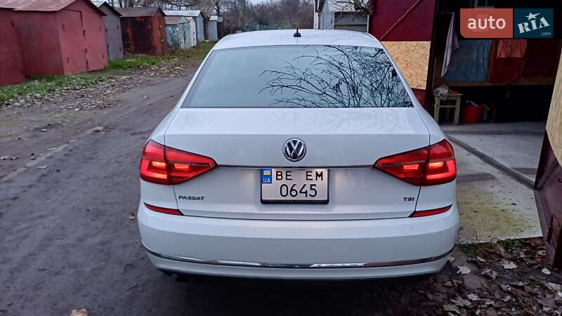 Седан Volkswagen Passat 2016 в Николаеве