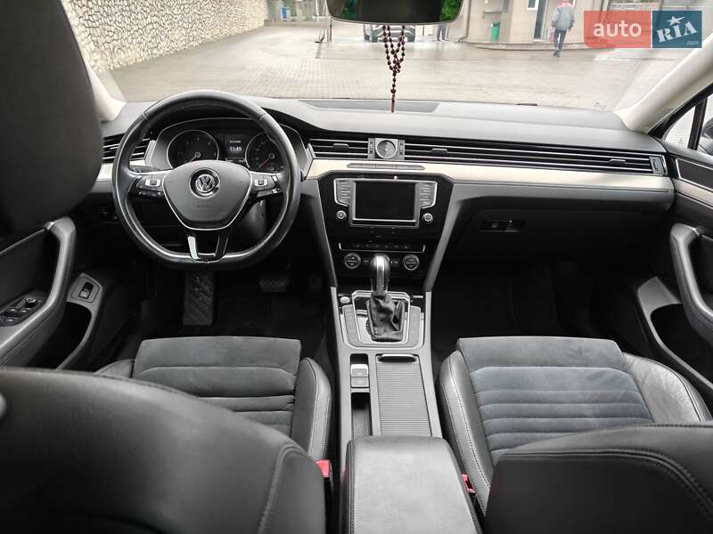 Універсал Volkswagen Passat 2015 в Тернополі