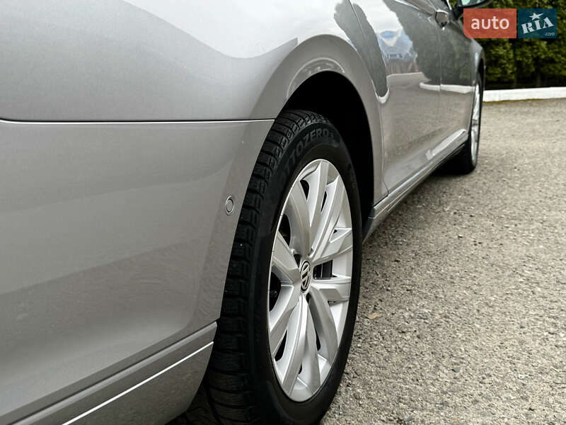 Універсал Volkswagen Passat 2019 в Києві фото 26 Універсал Volkswagen Passat 2019 в Києві