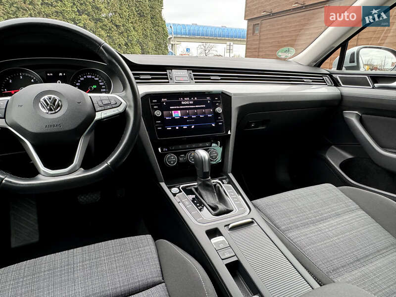 Універсал Volkswagen Passat 2019 в Києві фото 47 Універсал Volkswagen Passat 2019 в Києві