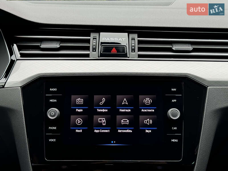 Універсал Volkswagen Passat 2019 в Києві фото 77 Універсал Volkswagen Passat 2019 в Києві