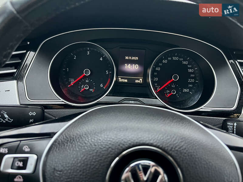 Седан Volkswagen Passat 2015 в Бершади