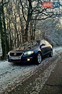 Седан Volkswagen Passat 2006 в Маньковке