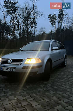 Универсал Volkswagen Passat 2003 в Киверцах