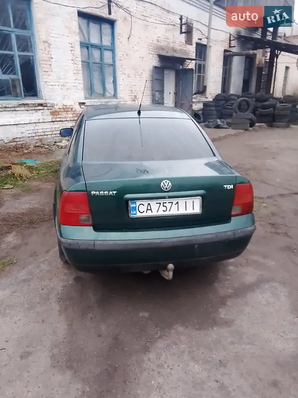 Volkswagen Passat 1999 VIN WVWZZZ3BZYP037397 фото оголошення 2 з 48
