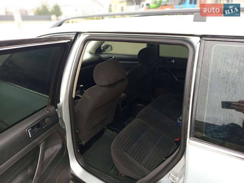 Универсал Volkswagen Passat 2001 в Подволочиске