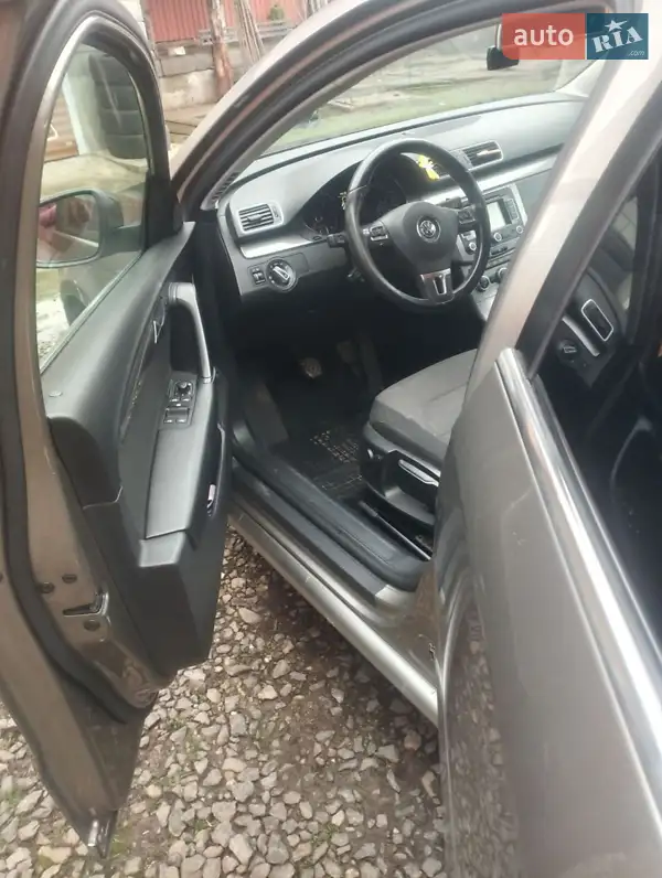 Volkswagen Passat 2012 VIN WVWZZZ3CZDE036389 фото оголошення 6 з 50