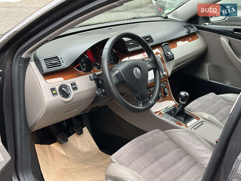 Седан Volkswagen Passat 2006 в Луцьку фото 17 Седан Volkswagen Passat 2006 в Луцьку