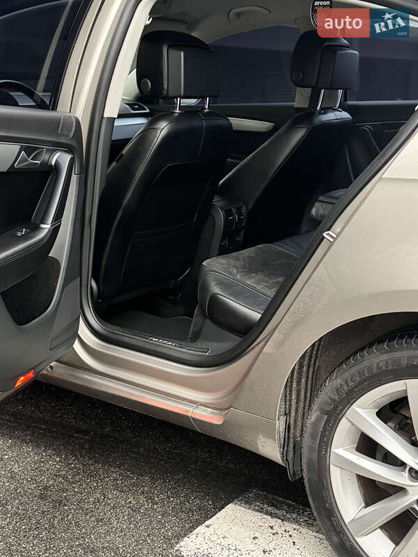 Седан Volkswagen Passat 2013 в Киеве