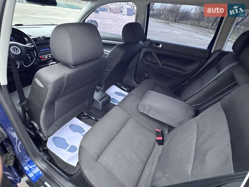 Универсал Volkswagen Passat 2003 в Киеве фото 13 Универсал Volkswagen Passat 2003 в Киеве