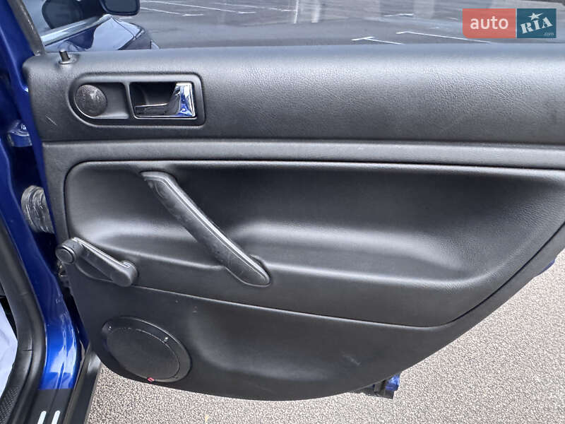 Универсал Volkswagen Passat 2003 в Киеве фото 17 Универсал Volkswagen Passat 2003 в Киеве