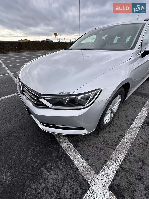 Универсал Volkswagen Passat 2016 в Львове