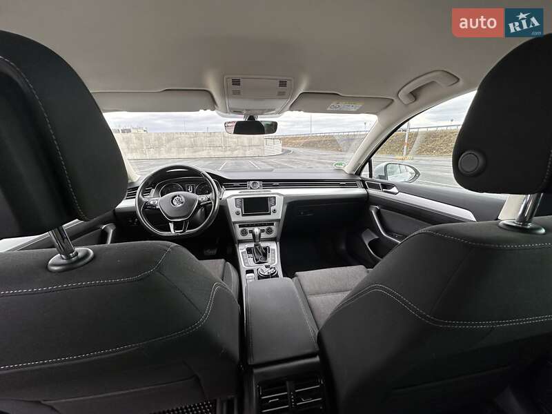 Универсал Volkswagen Passat 2016 в Львове