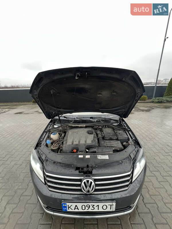 Универсал Volkswagen Passat 2011 в Киеве