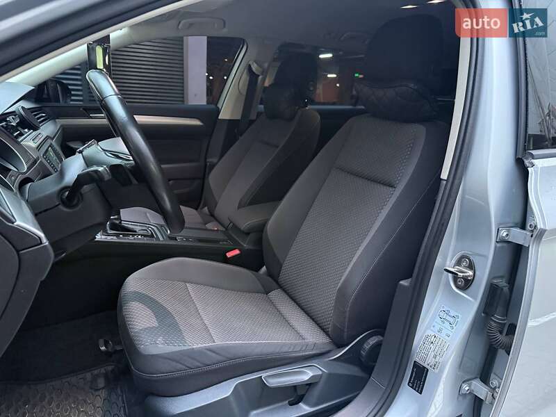 Универсал Volkswagen Passat 2016 в Киеве фото 7 Универсал Volkswagen Passat 2016 в Киеве