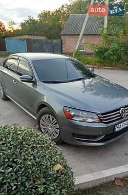 Седан Volkswagen Passat 2015 в Кропивницком