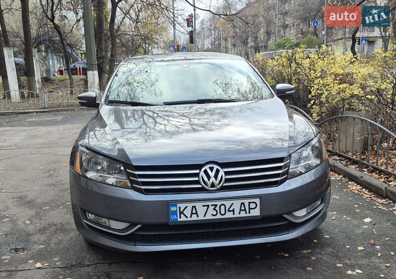 Седан Volkswagen Passat 2014 в Киеве фото Седан Volkswagen Passat 2014 в Киеве