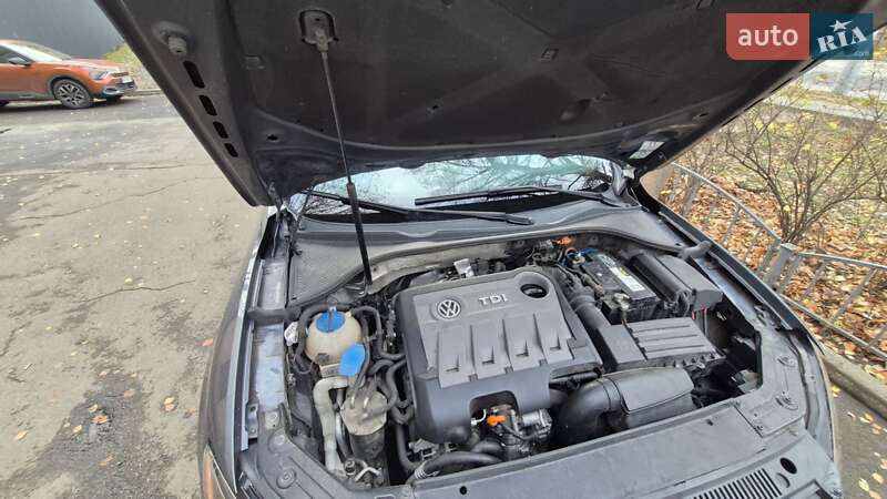 Седан Volkswagen Passat 2014 в Киеве фото 29 Седан Volkswagen Passat 2014 в Киеве