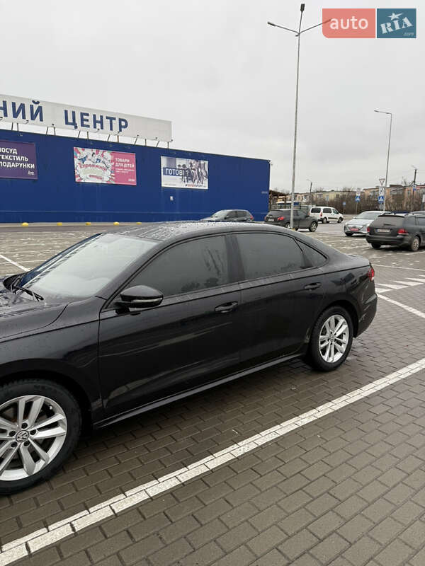 Седан Volkswagen Passat 2021 в Ковеле