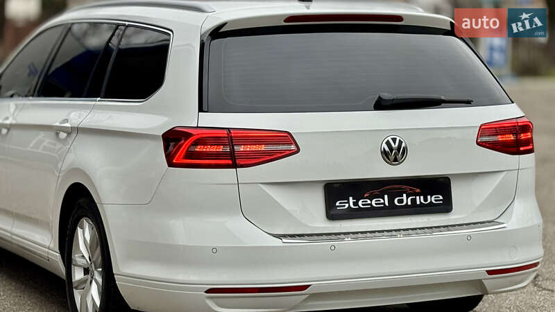 Універсал Volkswagen Passat 2015 в Миколаєві