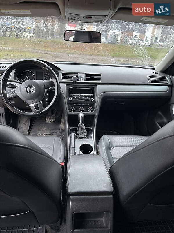 Седан Volkswagen Passat 2014 в Чернигове